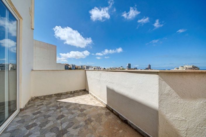 Image No.15-2 Bed Property for sale