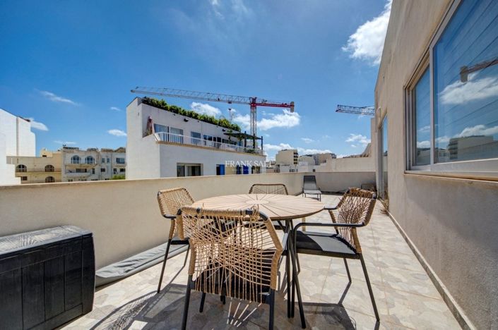 Image No.16-2 Bed Property for sale