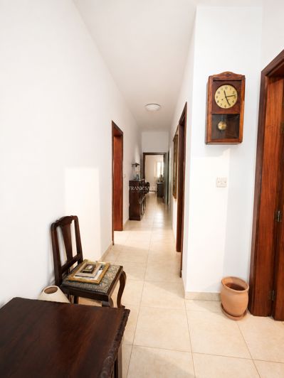 Image No.3-Propriété de 3 chambres à vendre à Sliema