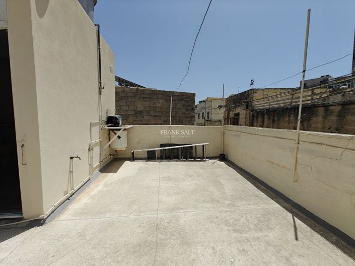 Image No.8-2 Bed Property for sale
