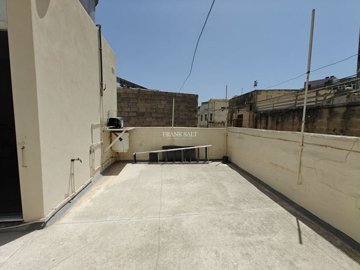 6992d466-c074-4151-8621-6f3d2de58dd8