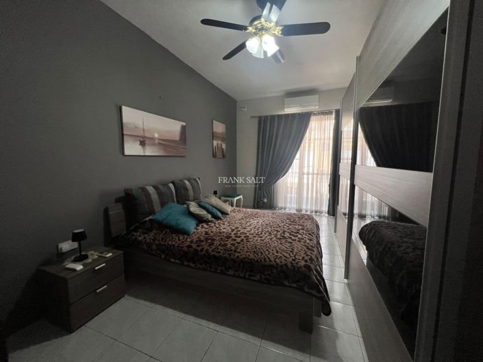 Image No.4-Propriété de 2 chambres à vendre à Marsaskala