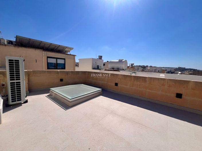 Image No.9-Propriété de 2 chambres à vendre à Sliema