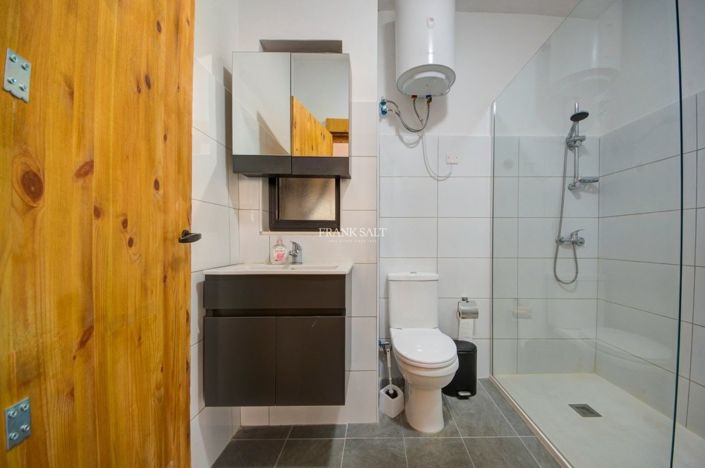 Image No.24-Propriété de 2 chambres à vendre à Swieqi