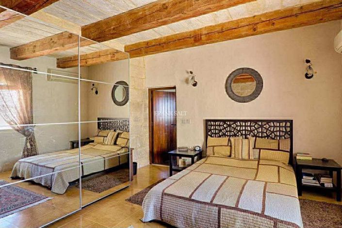 Image No.4-3 Bed Property for sale