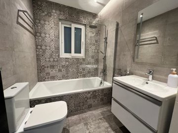 f0824283-00f6-4382-b294-fa7d2bc38d13