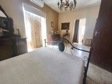 bed96fb9-4fba-4097-aa4f-97580efb5d8c