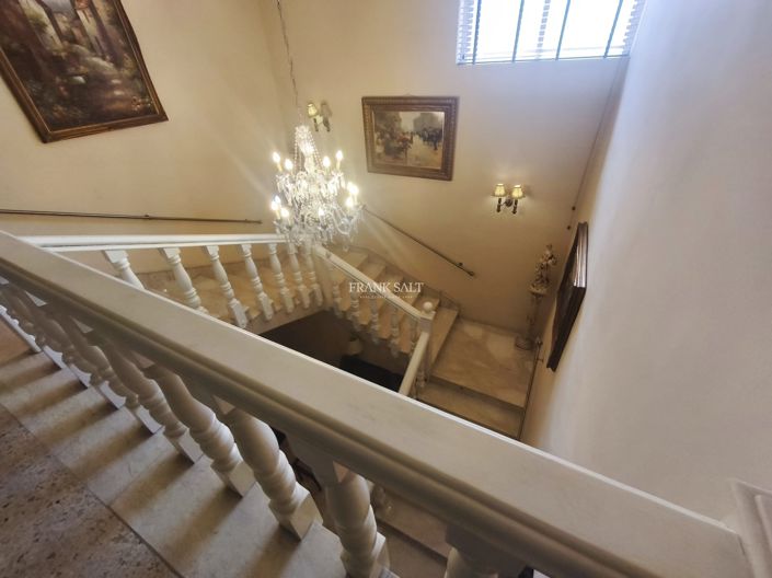 Image No.12-Propriété de 5 chambres à vendre à Birkirkara