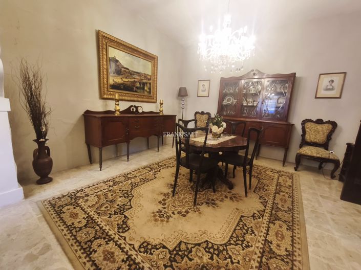 Image No.6-Propriété de 5 chambres à vendre à Birkirkara