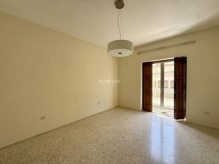 Image No.4-Propriété de 3 chambres à vendre à Birkirkara