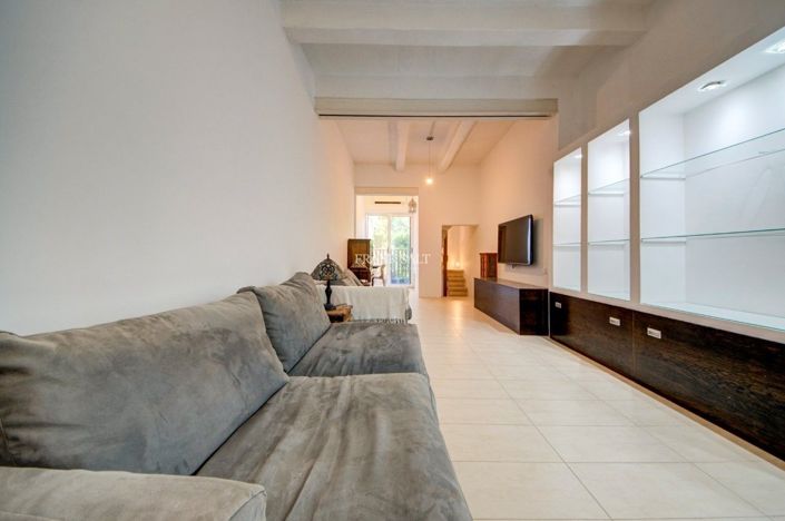 Image No.18-1 Bed Property for sale