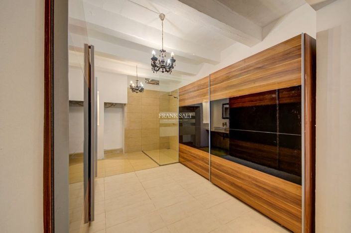 Image No.29-1 Bed Property for sale
