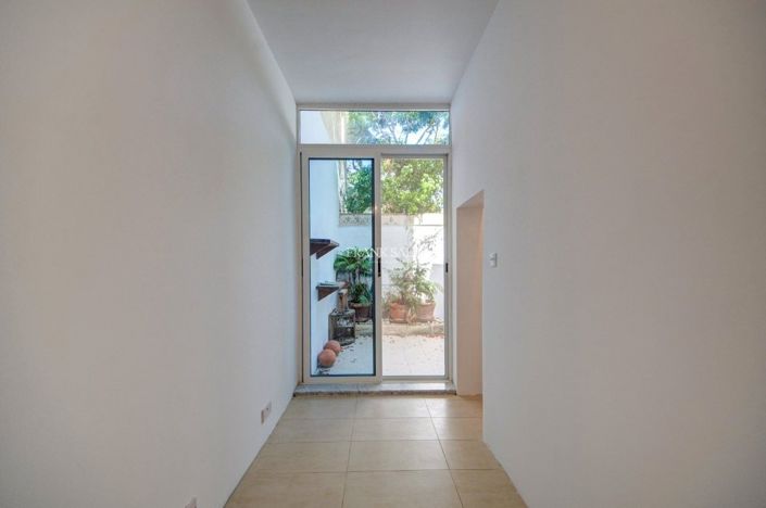 Image No.34-1 Bed Property for sale