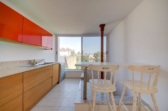 Image No.6-1 Bed Property for sale
