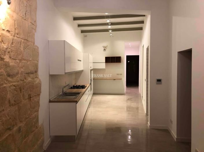 Image No.6-2 Bed Property for sale