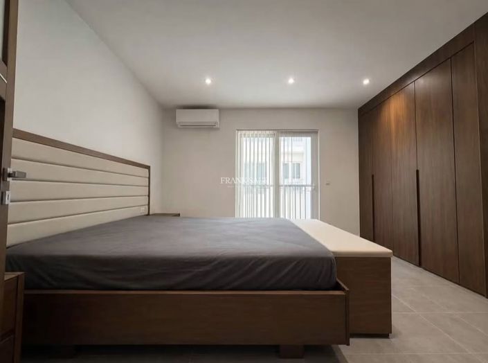 Image No.7-Propriété de 3 chambres à vendre à Birkirkara