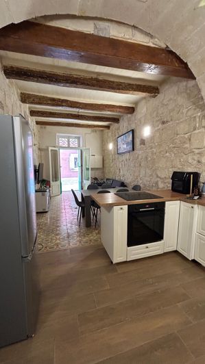 Image No.3-2 Bed Property for sale
