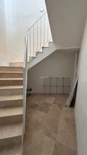 Image No.6-2 Bed Property for sale