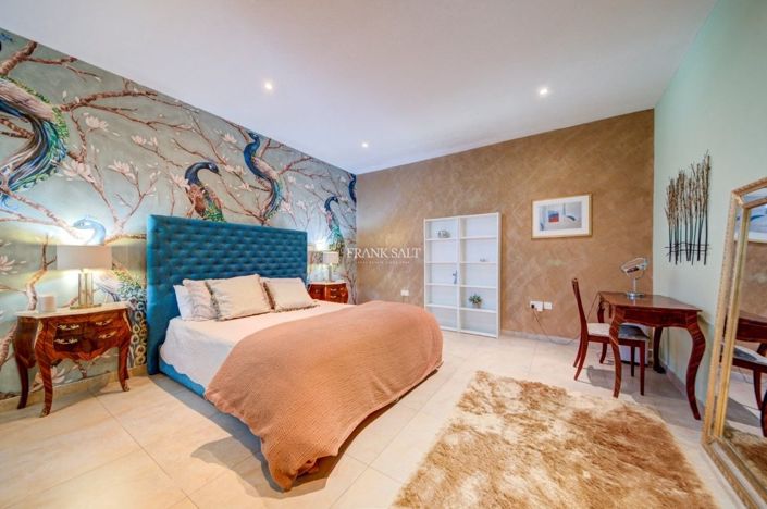 Image No.23-2 Bed Property for sale
