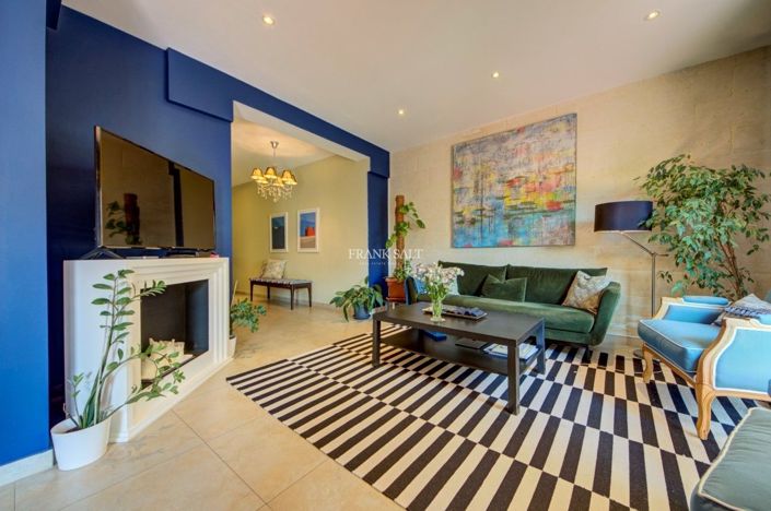 Image No.8-2 Bed Property for sale