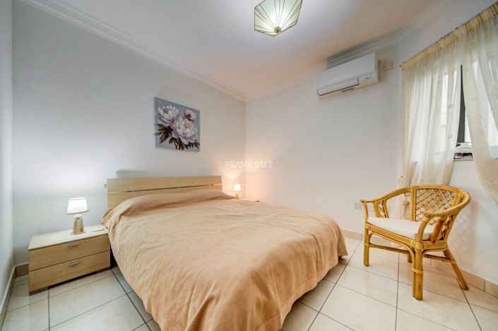 Image No.18-3 Bed Property for sale
