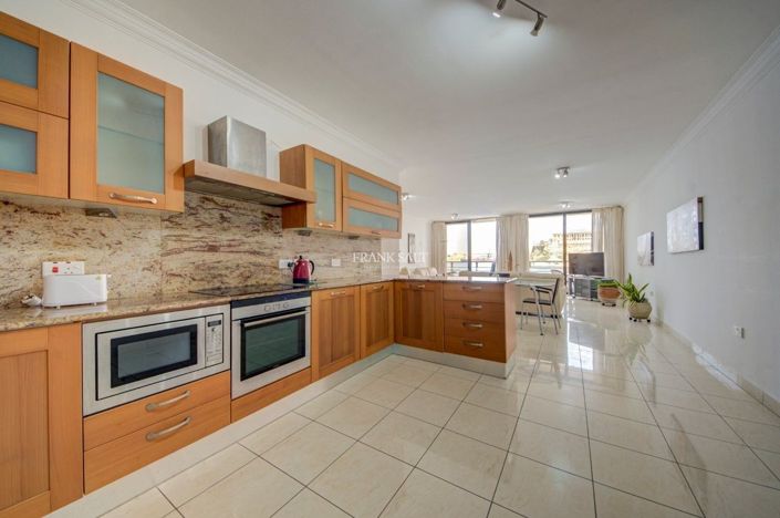 Image No.5-3 Bed Property for sale