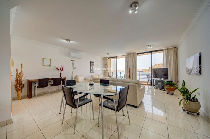 Image No.9-3 Bed Property for sale