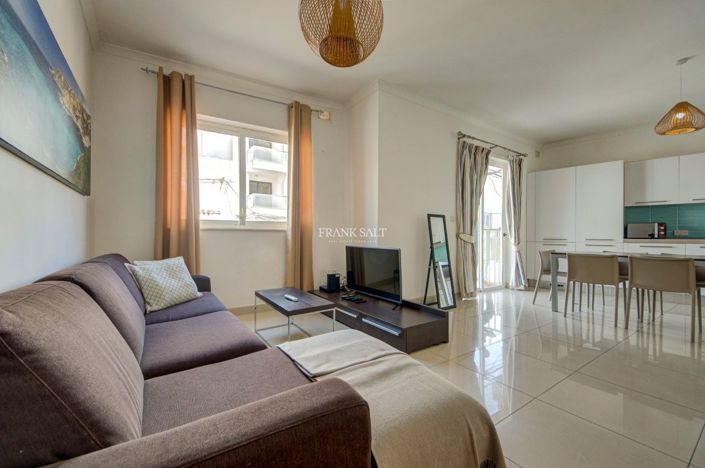 Image No.3-3 Bed Property for sale