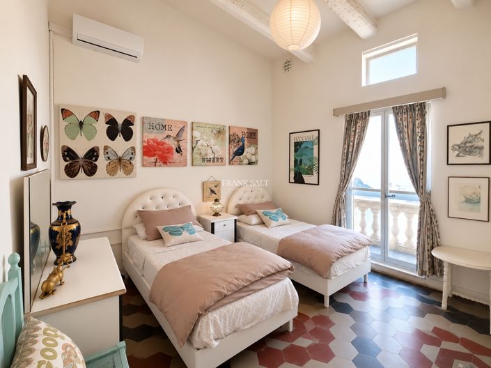 Image No.5-1 Bed Property for sale