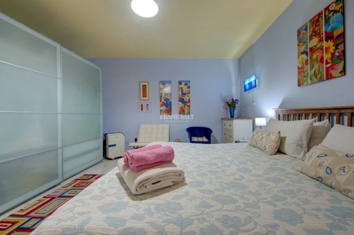 Image No.17-3 Bed Property for sale