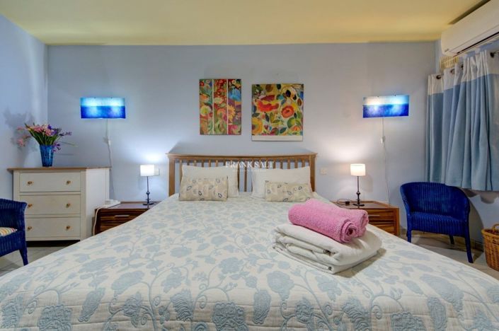 Image No.18-3 Bed Property for sale