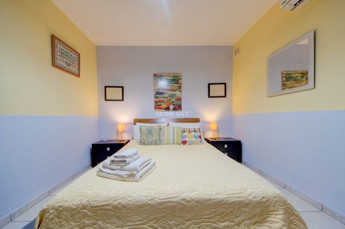 Image No.20-3 Bed Property for sale