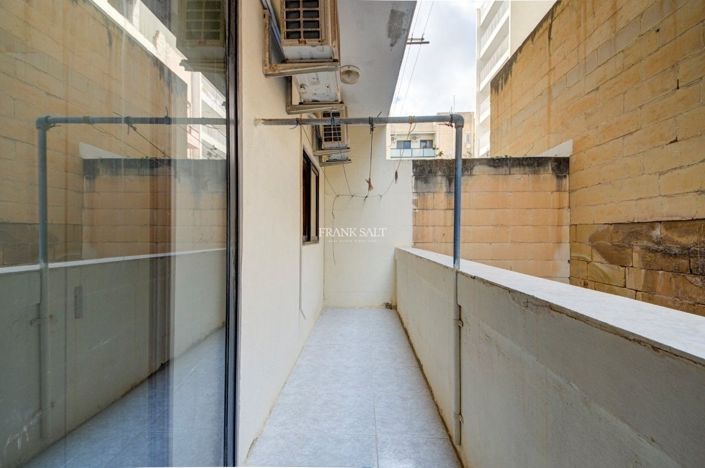Image No.18-3 Bed Property for sale