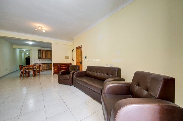 Image No.7-3 Bed Property for sale
