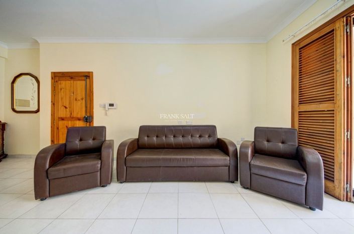 Image No.8-3 Bed Property for sale