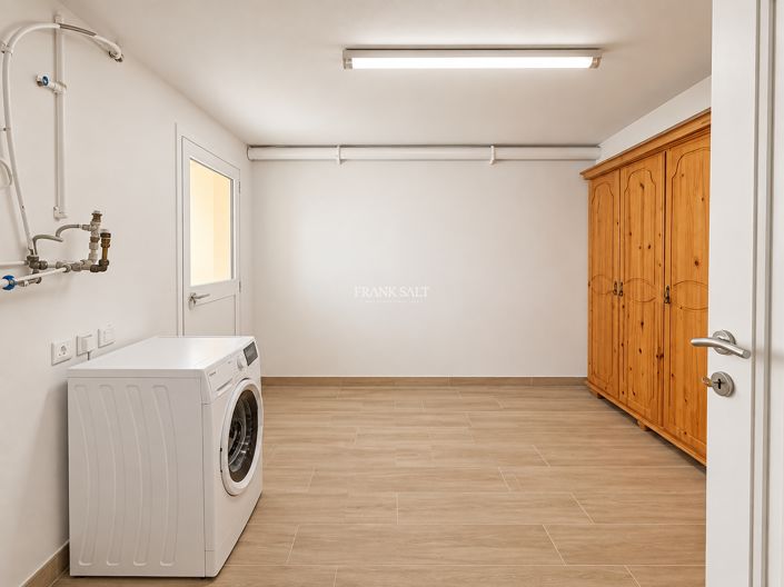 Image No.15-Propriété de 6 chambres à vendre à Swieqi