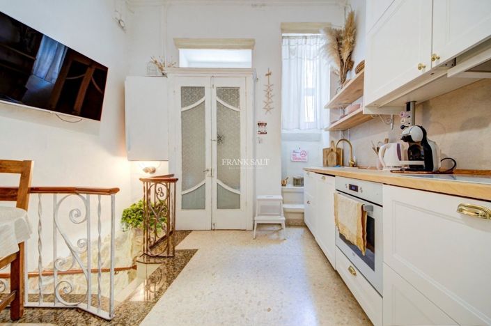 Image No.15-2 Bed Property for sale