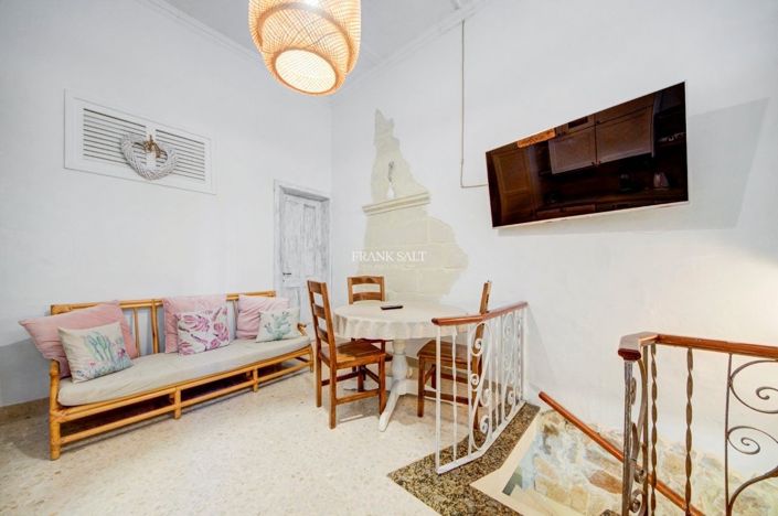 Image No.21-2 Bed Property for sale