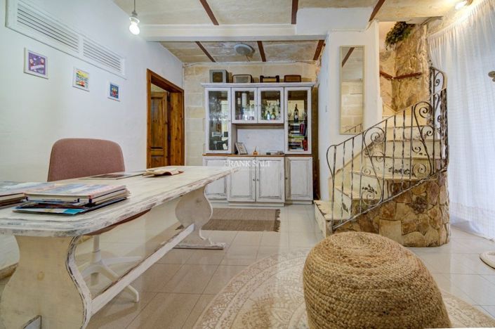 Image No.26-2 Bed Property for sale