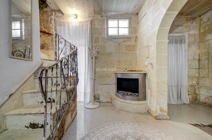 Image No.28-2 Bed Property for sale