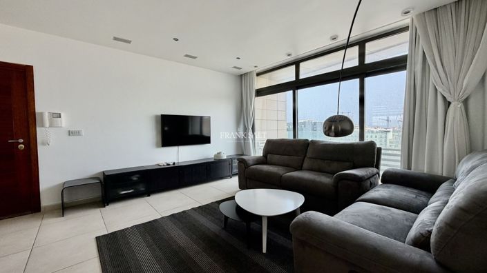 Image No.13-1 Bed Property for sale