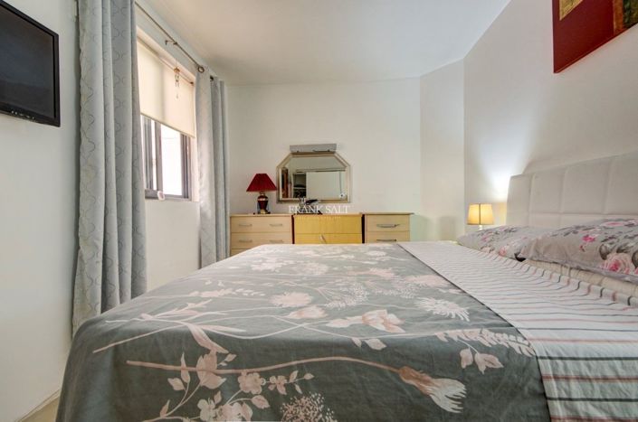 Image No.13-3 Bed Property for sale