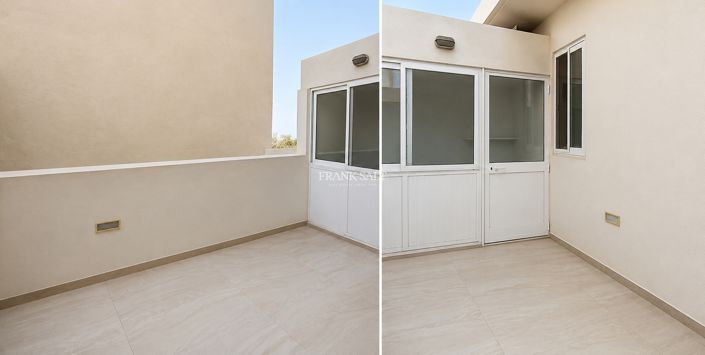 Image No.11-3 Bed Property for sale