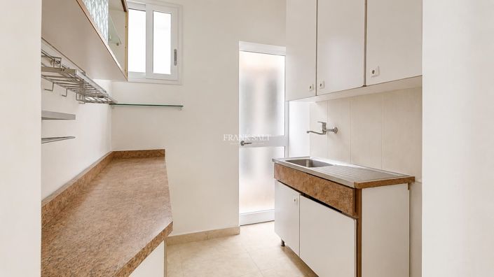 Image No.5-Propriété de 3 chambres à vendre à Sliema