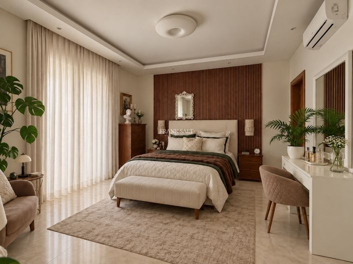 Image No.11-3 Bed Property for sale