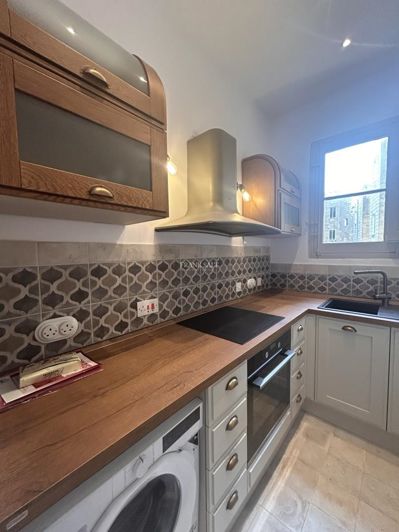 Image No.2-1 Bed Property for sale