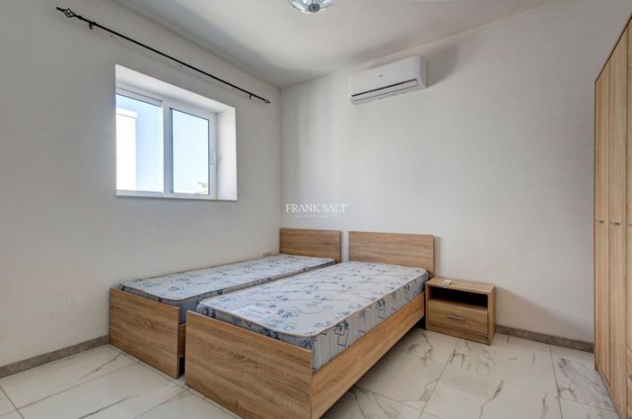 Image No.23-3 Bed Property for sale