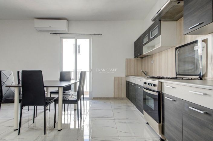 Image No.6-3 Bed Property for sale