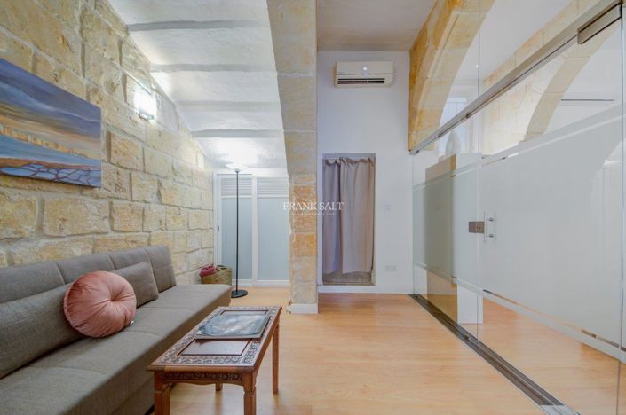 Image No.3-4 Bed Property for sale