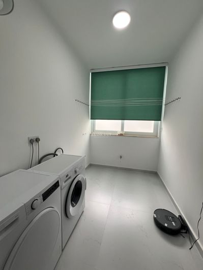Image No.9-3 Bed Property for sale